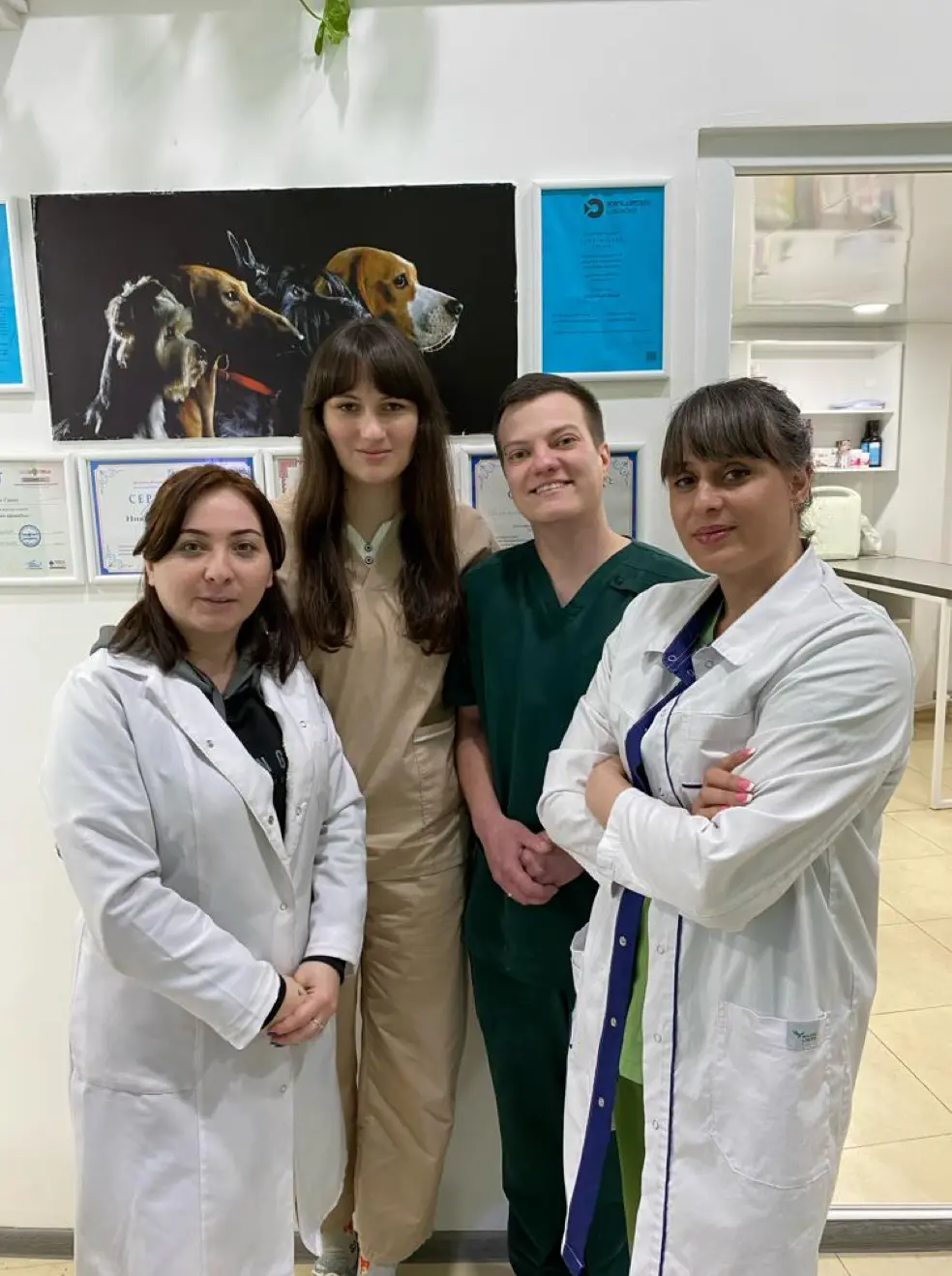 Bionika veterinary staff supporting multilingual pet owners in Tbilisi